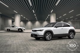 MAZDA CELEBRE 100 ANS DE DEFIS